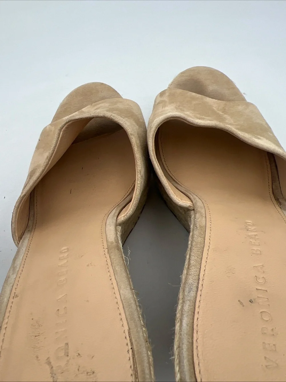 Veronica Beard Women’s Suede Espadrille Wedge Slide Sandals Beige Tan Size 8.5M